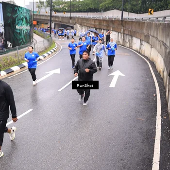 Runner Photo 7957670