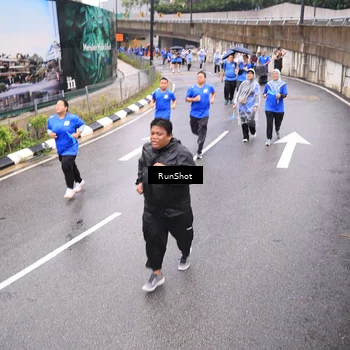 Runner Photo 7957674