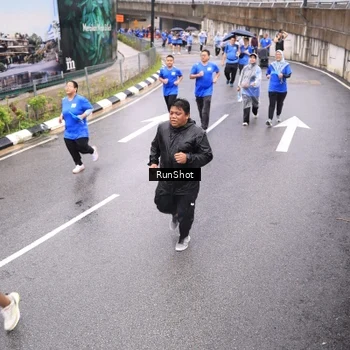 Runner Photo 7957691