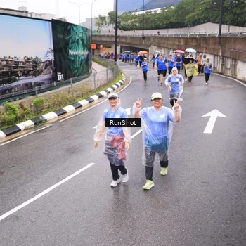 Runner Photo 7957698