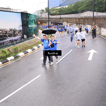 Runner Photo 7957742