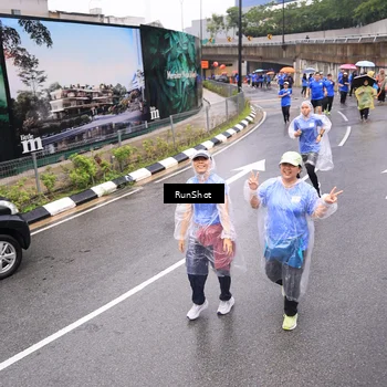 Runner Photo 7957743