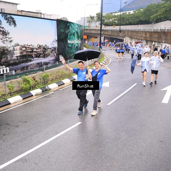 Runner Photo 7957747
