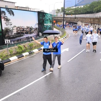 Runner Photo 7957750
