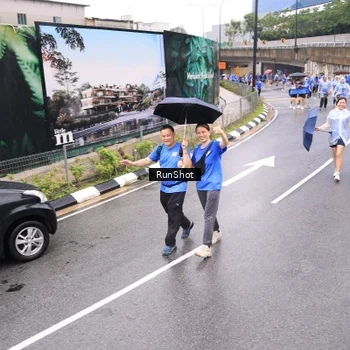 Runner Photo 7957755