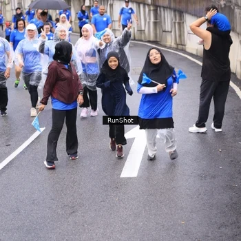 Runner Photo 7957801