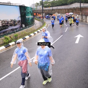 Runner Photo 7957809