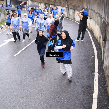 Runner Photo 7957818
