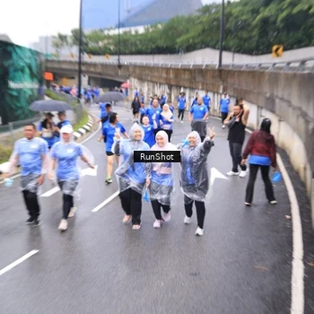 Runner Photo 7957843