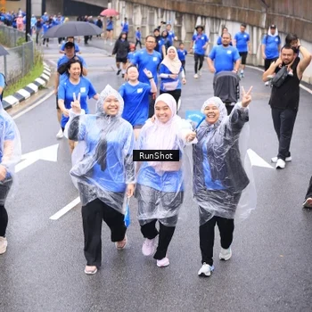 Runner Photo 7957846