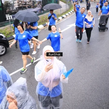 Runner Photo 7957882