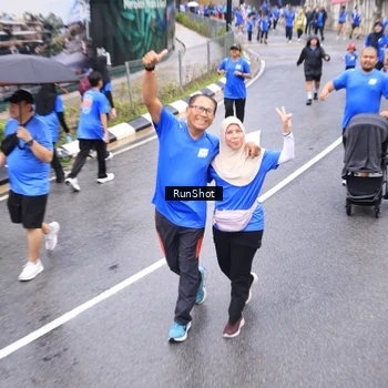 Runner Photo 7957900