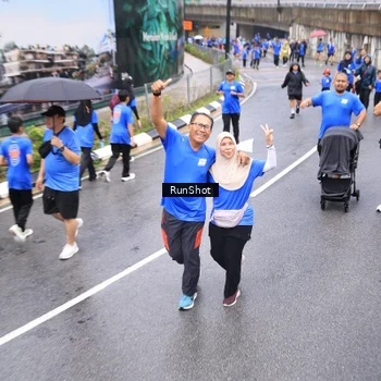 Runner Photo 7957902