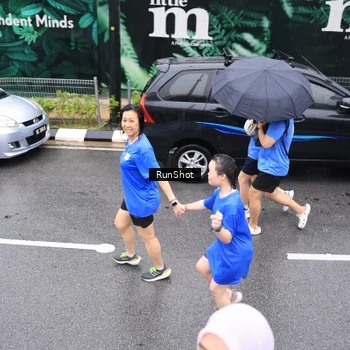 Runner Photo 7957910
