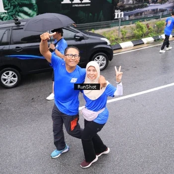 Runner Photo 7957926