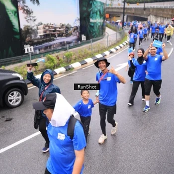 Runner Photo 7957996