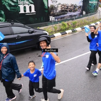 Runner Photo 7957998