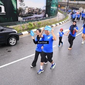 Runner Photo 7958004