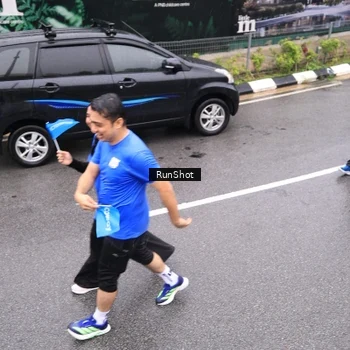 Runner Photo 7958019