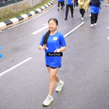Runner Photo 7958033