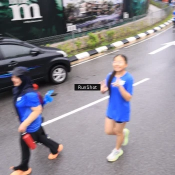 Runner Photo 7958045