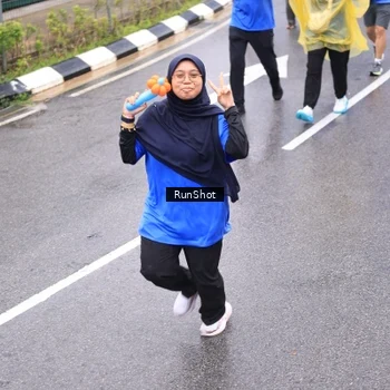 Runner Photo 7958051