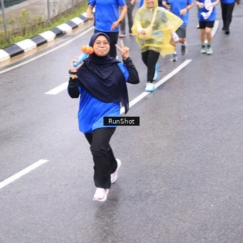Runner Photo 7958053