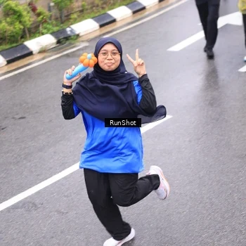 Runner Photo 7958056