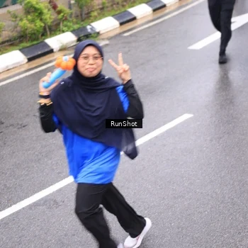 Runner Photo 7958058