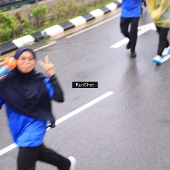 Runner Photo 7958063