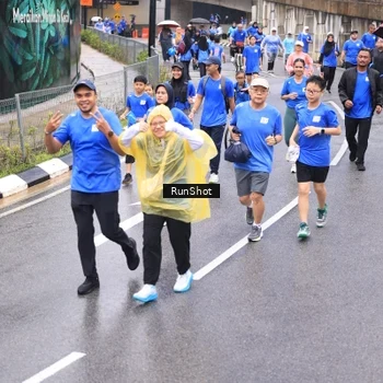 Runner Photo 7958064