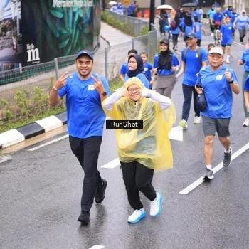 Runner Photo 7958066