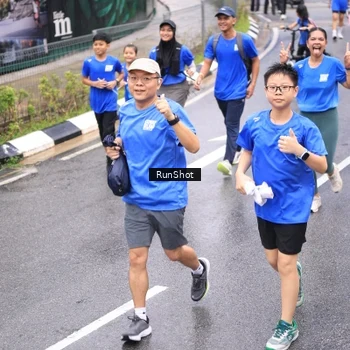 Runner Photo 7958083