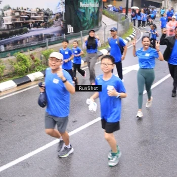 Runner Photo 7958084
