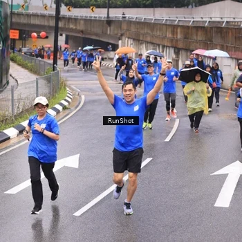 Runner Photo 7958087