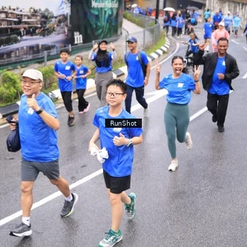 Runner Photo 7958088