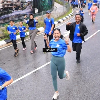 Runner Photo 7958094