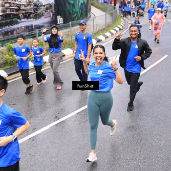 Runner Photo 7958096