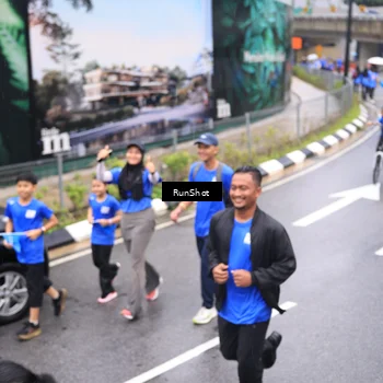 Runner Photo 7958099