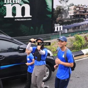 Runner Photo 7958110