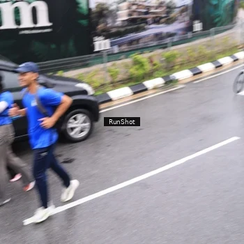 Runner Photo 7958118