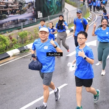 Runner Photo 7958121