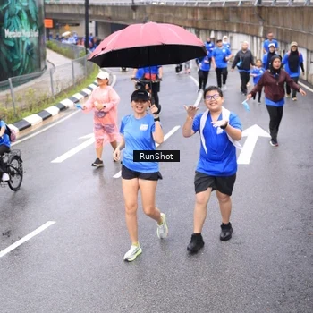 Runner Photo 7958129
