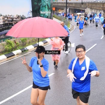 Runner Photo 7958146