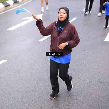 Runner Photo 7958164