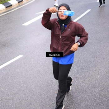 Runner Photo 7958166