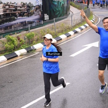 Runner Photo 7958167