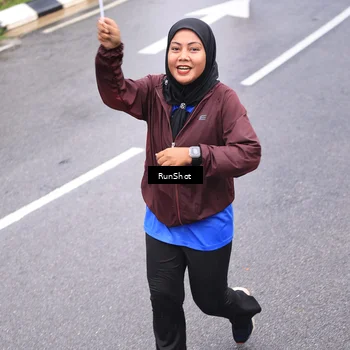 Runner Photo 7958172