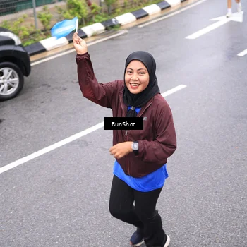 Runner Photo 7958181