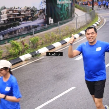 Runner Photo 7958230